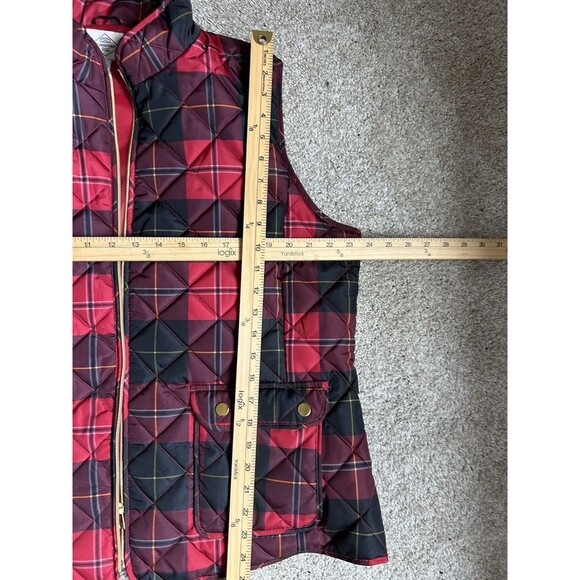 St. John's Bay Woman Plus Size 1X Full Zip Puffer Vest Black Red Tartan - Picture 7 of 7